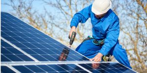 Installation Maintenance Panneaux Solaires Photovoltaïques à Llauro